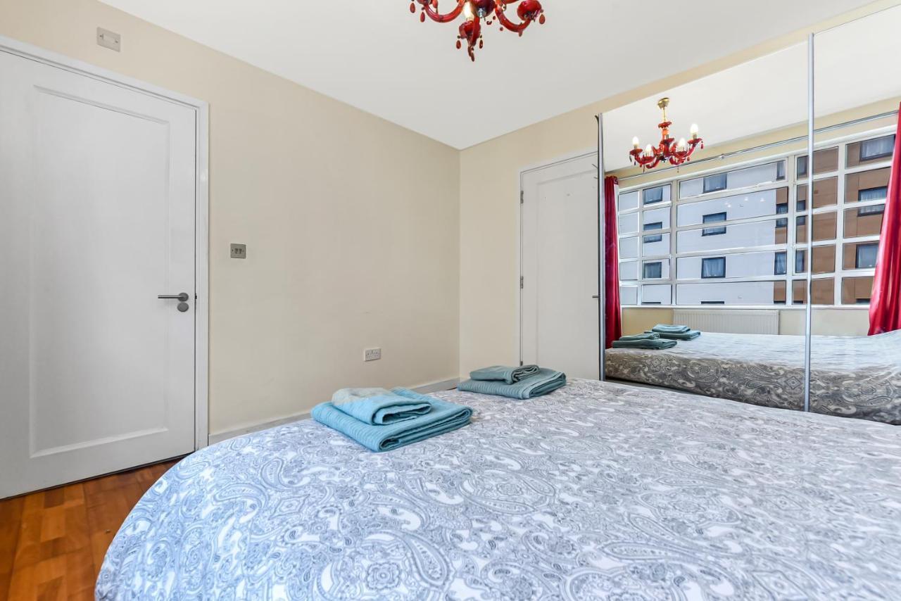 Spacious 2 Bedroom Apartment In Ealing Broadway エクステリア 写真