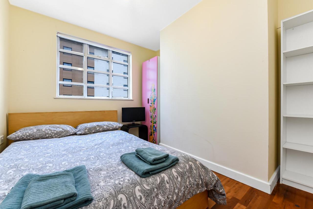 Spacious 2 Bedroom Apartment In Ealing Broadway エクステリア 写真